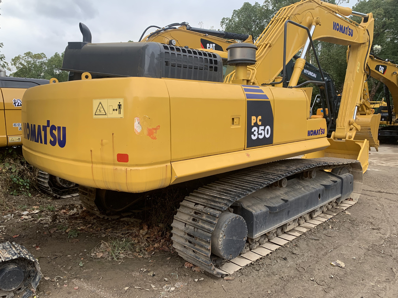 KOMATSU PC350-7 - Ekskavator perayap: gambar 3 KOMATSU PC350-7 - Ekskavator perayap: gambar 3