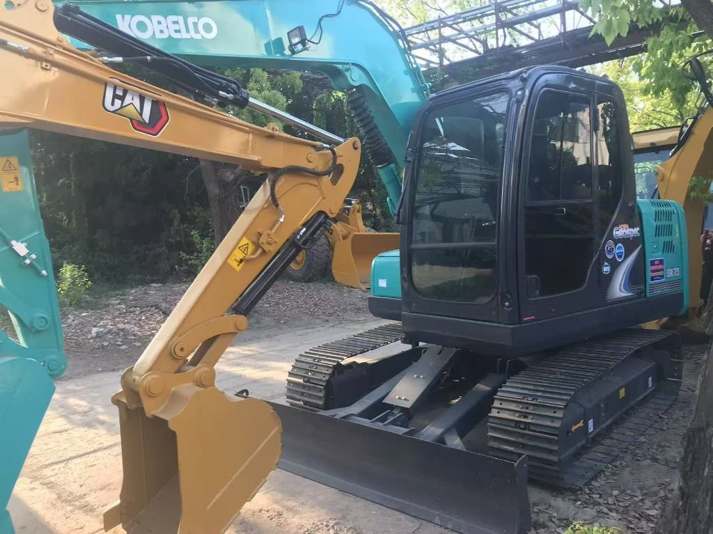 Kobelco SK 75 - Ekskavator mini: gambar 5 Kobelco SK 75 - Ekskavator mini: gambar 5