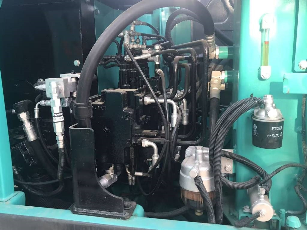 Kobelco SK 75 - Ekskavator mini: gambar 2 Kobelco SK 75 - Ekskavator mini: gambar 2
