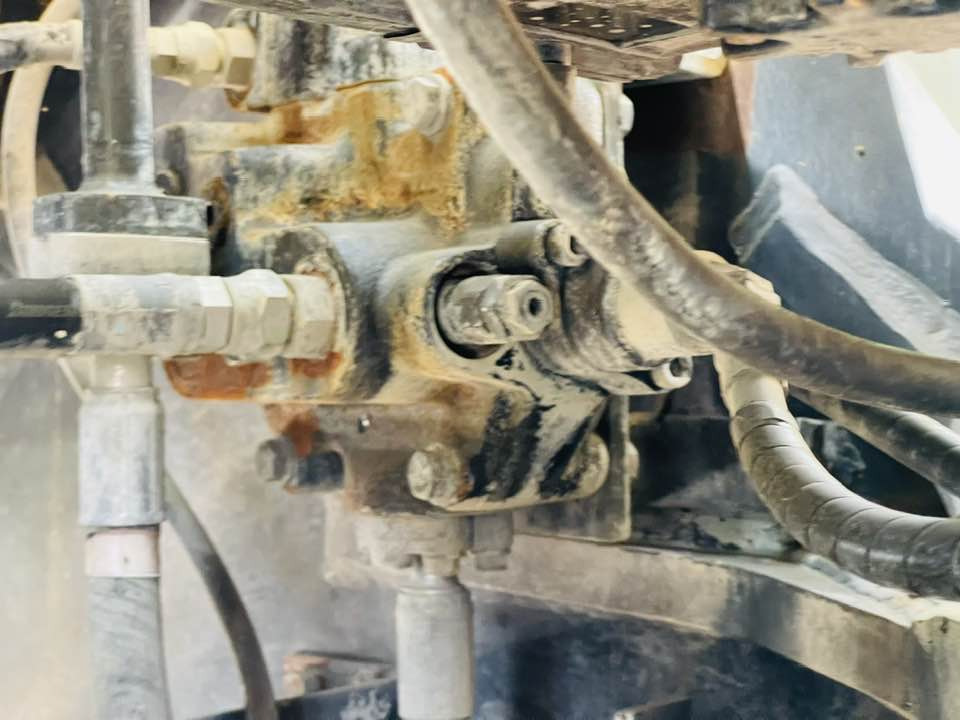 Komatsu WA380-8 - Wheel loader: gambar 3 Komatsu WA380-8 - Wheel loader: gambar 3