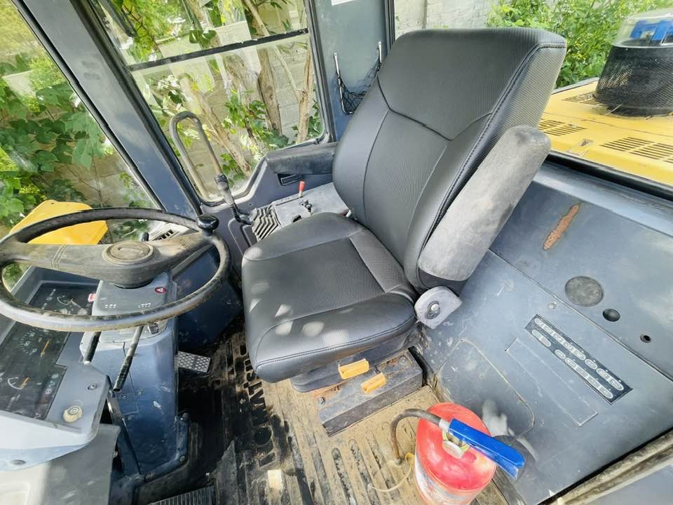 Komatsu WA380-8 - Wheel loader: gambar 5 Komatsu WA380-8 - Wheel loader: gambar 5