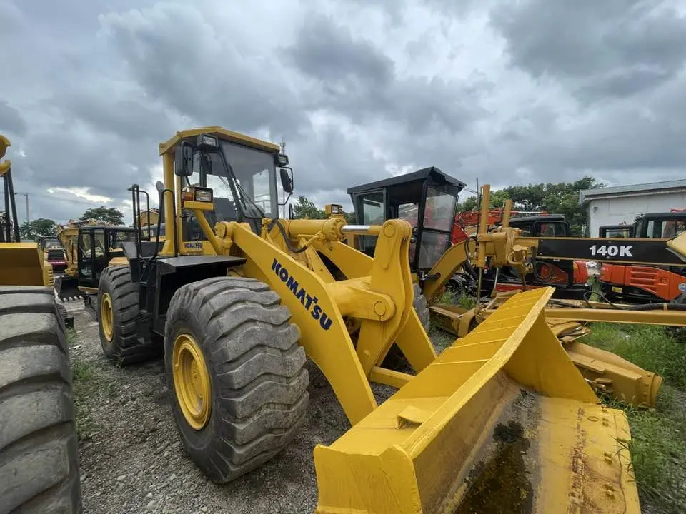 Komatsu WA470 - Wheel loader: gambar 1 Komatsu WA470 - Wheel loader: gambar 1