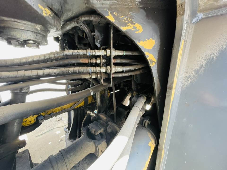 Komatsu WA500-8 - Wheel loader: gambar 3 Komatsu WA500-8 - Wheel loader: gambar 3