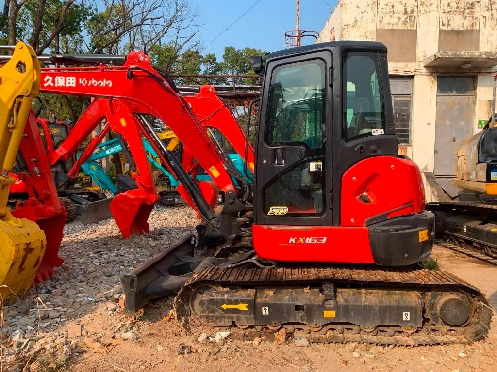 Kubota KX 163-5 - Ekskavator mini: gambar 1 Kubota KX 163-5 - Ekskavator mini: gambar 1