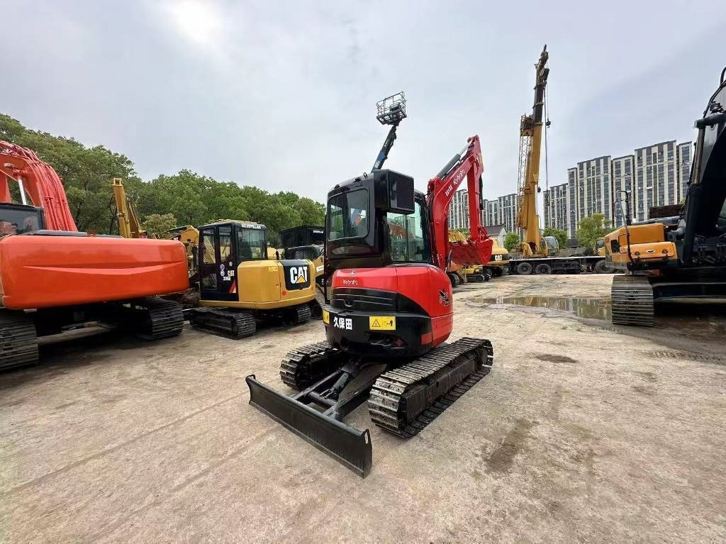 Kubota U-35 - Ekskavator mini: gambar 5 Kubota U-35 - Ekskavator mini: gambar 5