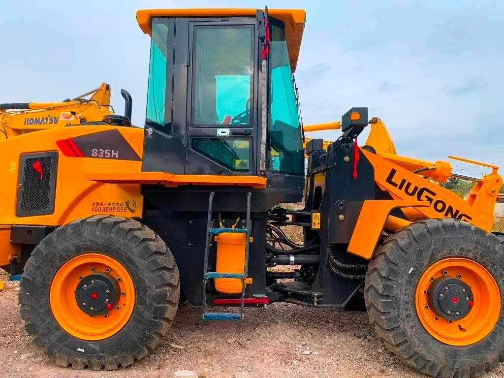 Liugong 835 H - Crawler loader: gambar 3 Liugong 835 H - Crawler loader: gambar 3