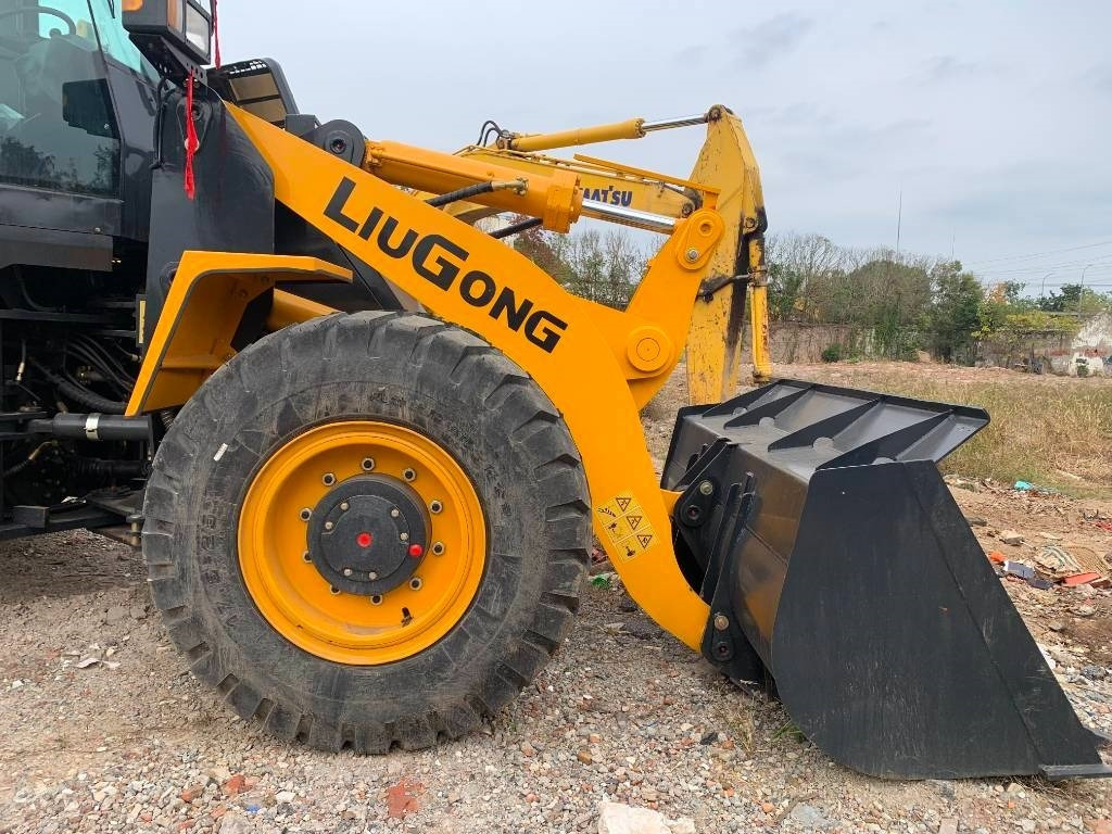 Liugong 835H - Crawler loader: gambar 5 Liugong 835H - Crawler loader: gambar 5