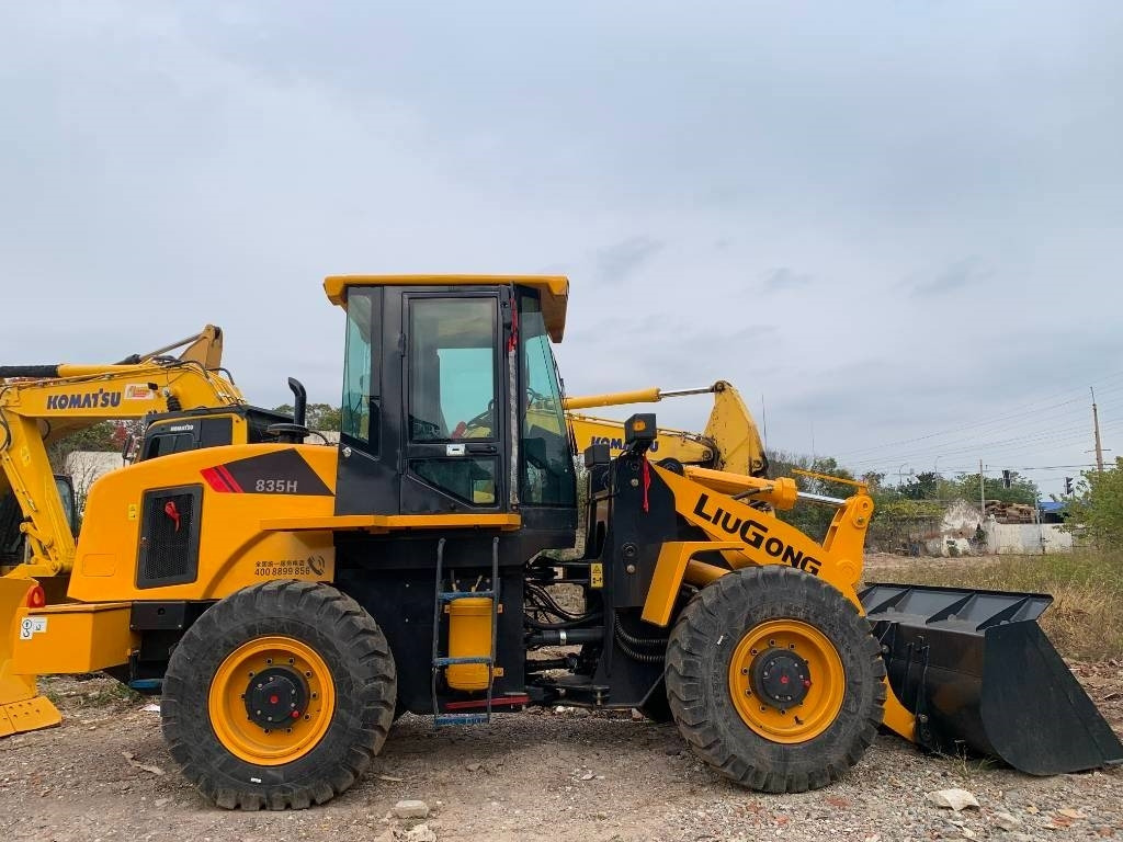 Liugong 835H - Crawler loader: gambar 4 Liugong 835H - Crawler loader: gambar 4