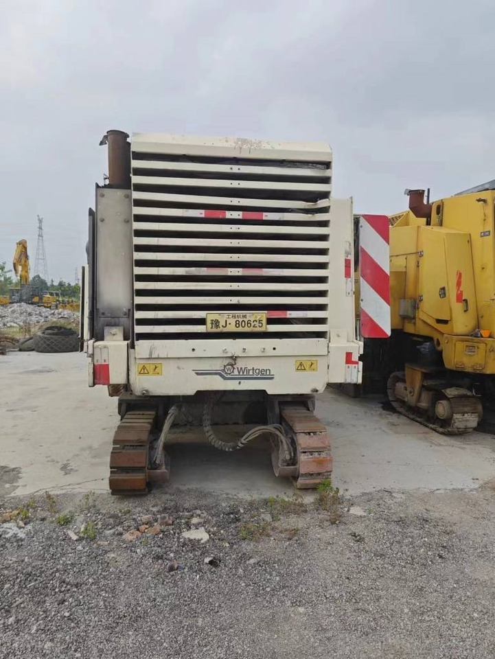 Wirtgen W2000 - Mesin penggilingan jalan: gambar 4 Wirtgen W2000 - Mesin penggilingan jalan: gambar 4