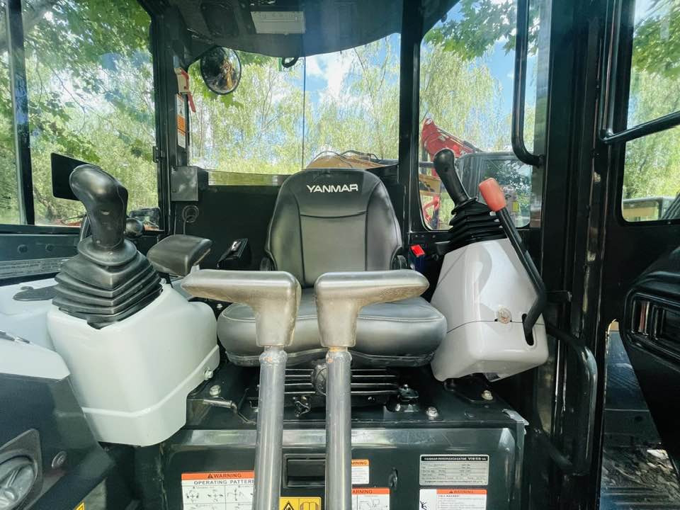 Yanmar ViO55 - Ekskavator mini: gambar 4 Yanmar ViO55 - Ekskavator mini: gambar 4