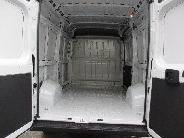 Fiat Ducato - Van panel: gambar 4 Fiat Ducato - Van panel: gambar 4