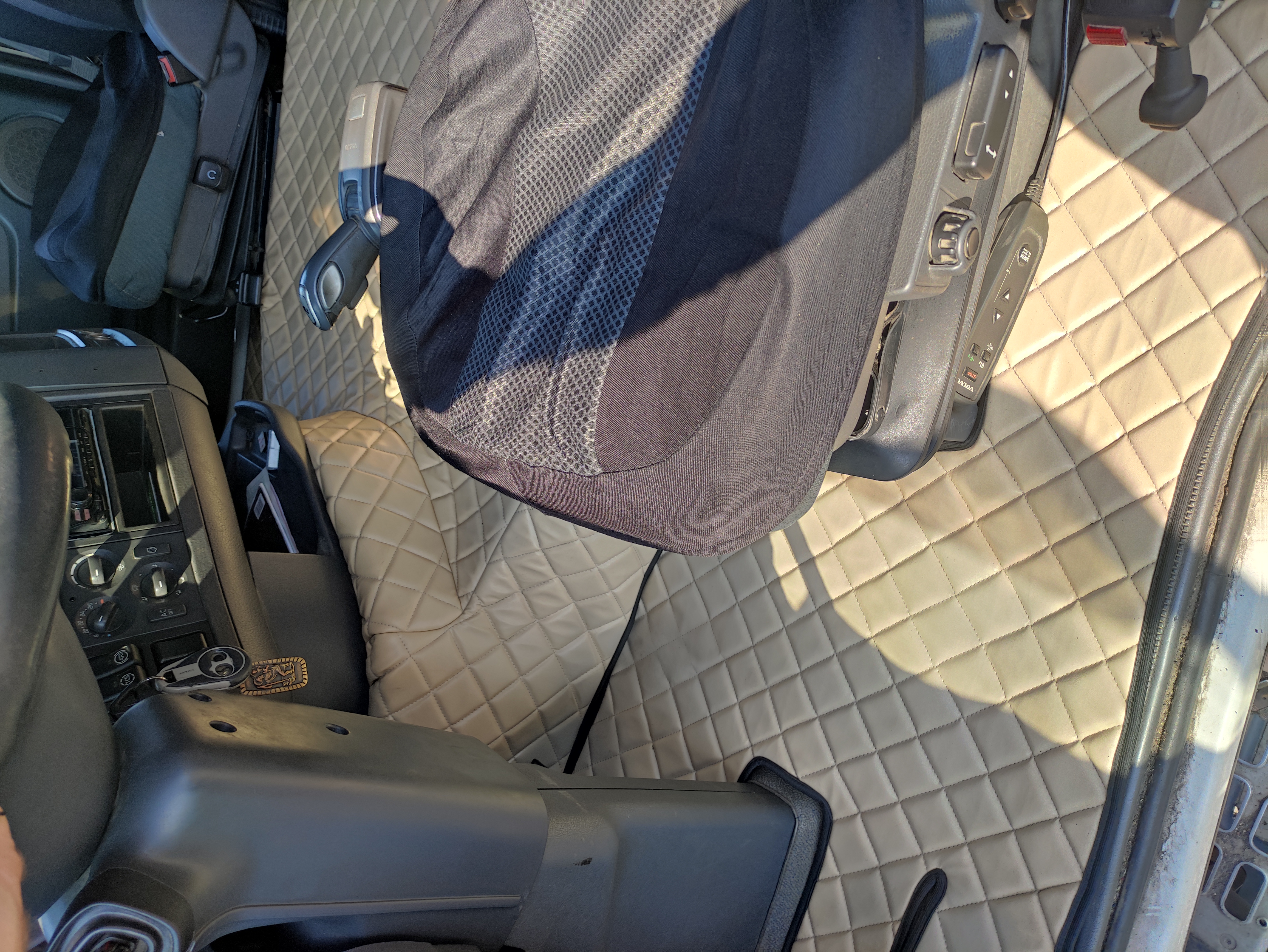 Volvo FH 13 - Tractor head: gambar 3 Volvo FH 13 - Tractor head: gambar 3