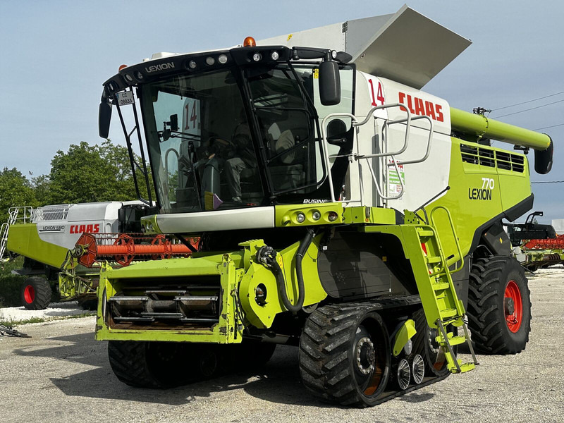 Claas Lexion 770 TT 4X4 CEMOS - Pemanen gabungan: gambar 1 Claas Lexion 770 TT 4X4 CEMOS - Pemanen gabungan: gambar 1