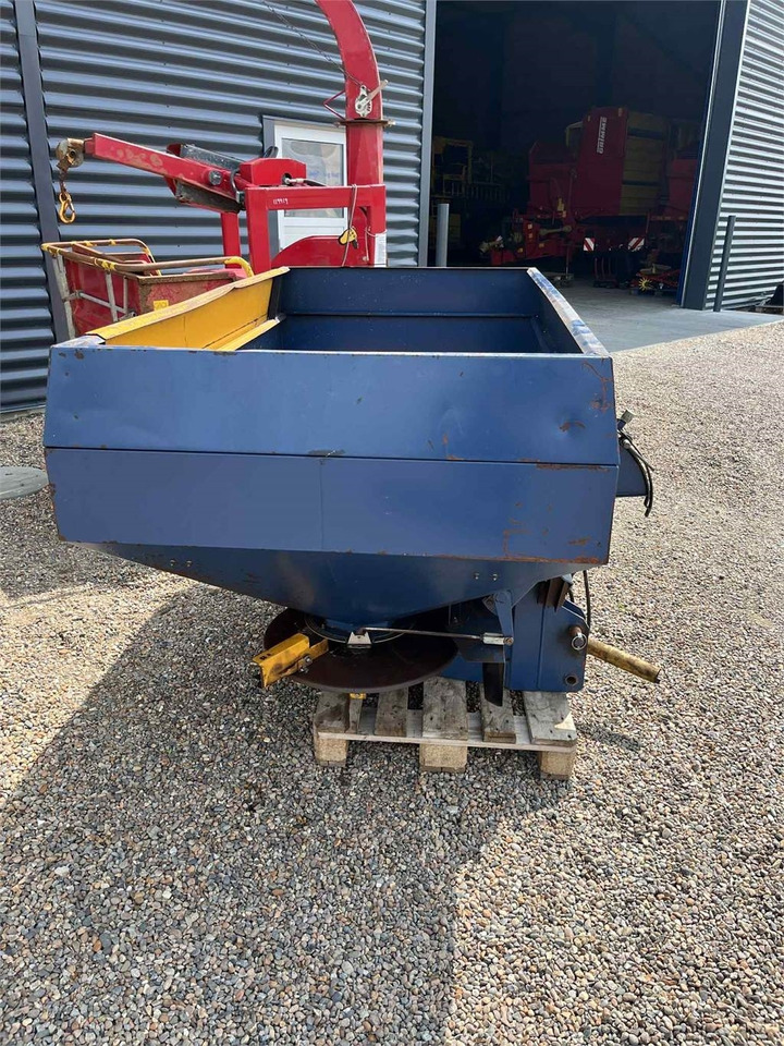 Bogballe E1500 - Peralatan pemupukan: gambar 4 Bogballe E1500 - Peralatan pemupukan: gambar 4