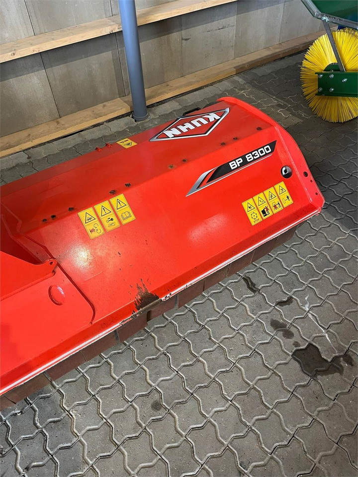 Kuhn BP 8300 - Mesin pemotong chopper: gambar 3 Kuhn BP 8300 - Mesin pemotong chopper: gambar 3