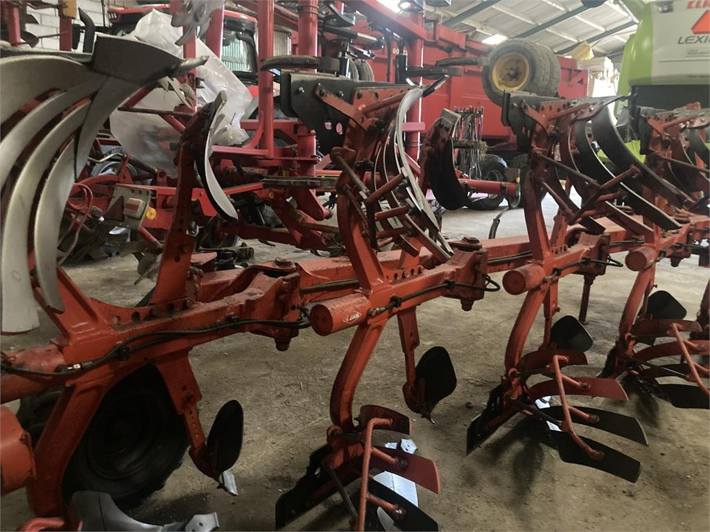 Kuhn VARI MASTER 152 NSH - Bajak: gambar 4 Kuhn VARI MASTER 152 NSH - Bajak: gambar 4