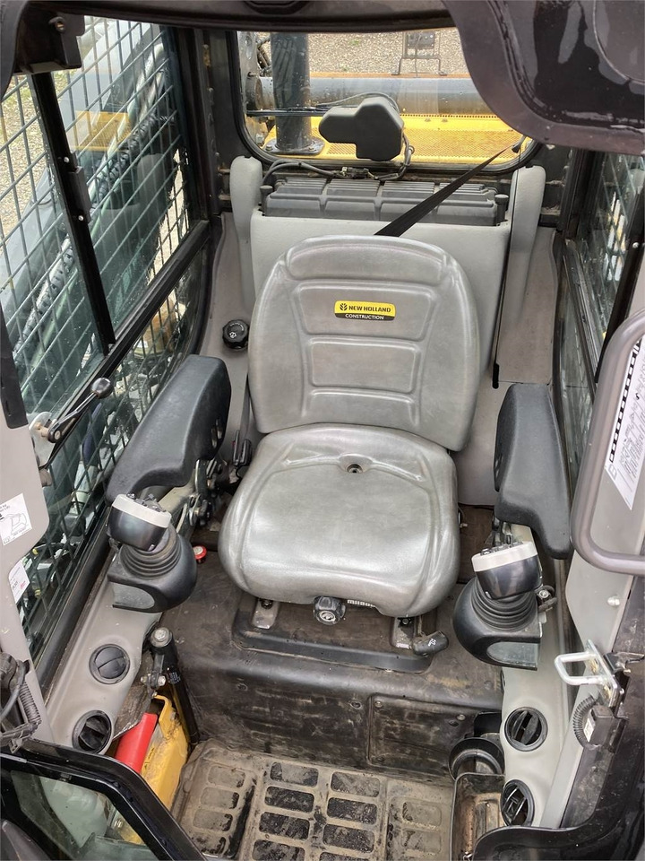 New Holland C 238 LOADER - Crawler loader: gambar 5 New Holland C 238 LOADER - Crawler loader: gambar 5
