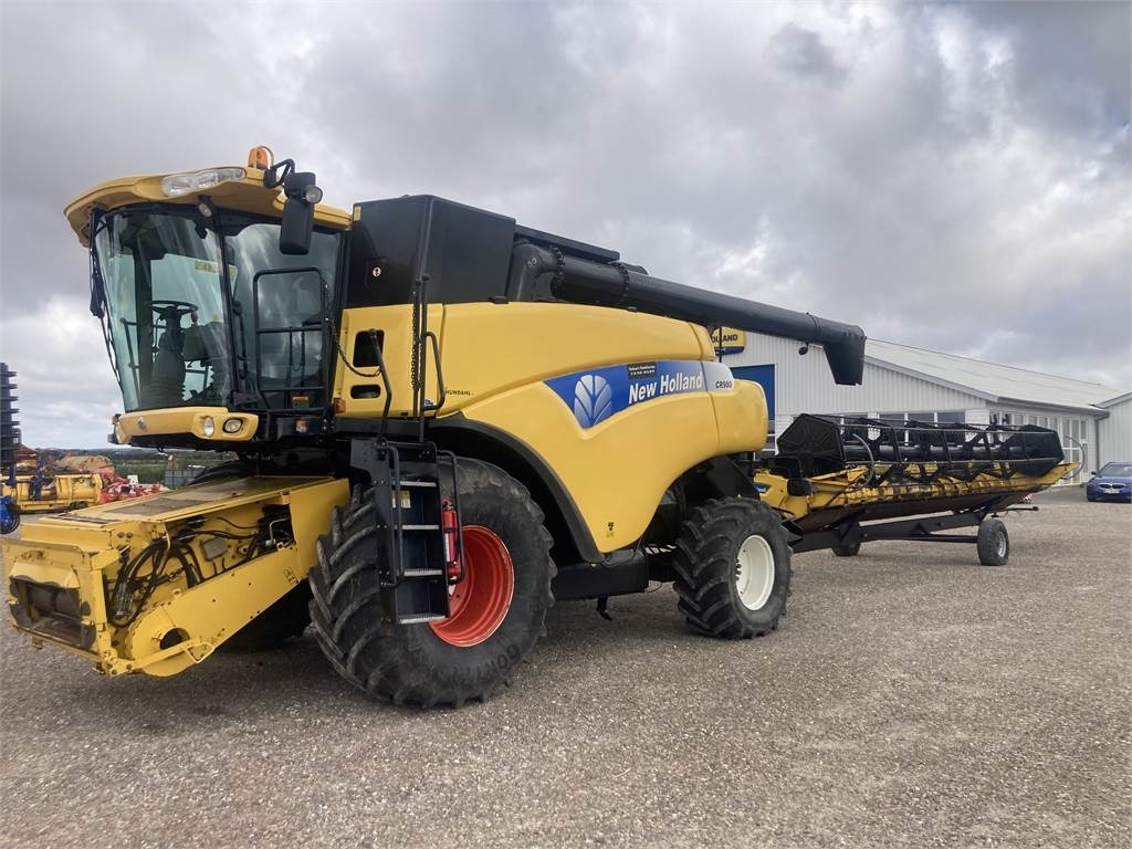 New Holland CR980SLH - Pemanen gabungan: gambar 5 New Holland CR980SLH - Pemanen gabungan: gambar 5