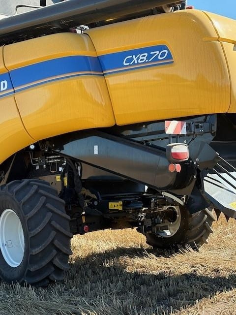 New Holland CX8.70 SLH - Pemanen gabungan: gambar 3 New Holland CX8.70 SLH - Pemanen gabungan: gambar 3