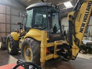 New Holland LB 115B - Backhoe loader: gambar 2 New Holland LB 115B - Backhoe loader: gambar 2