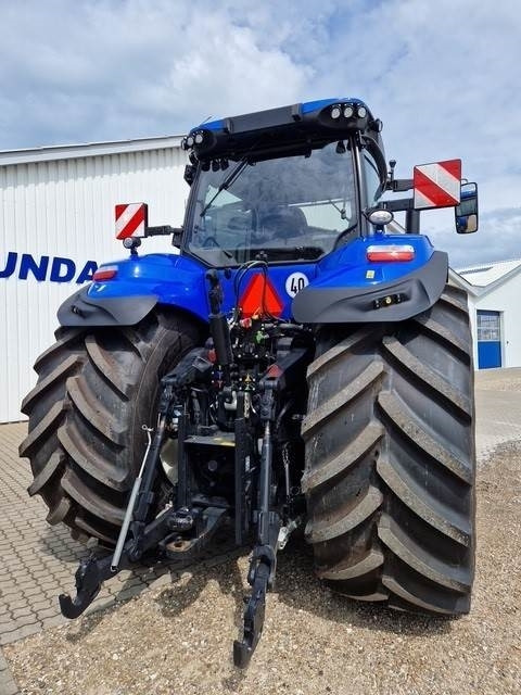 New Holland T8.435 PLMI UC ST. V - Traktor: gambar 2 New Holland T8.435 PLMI UC ST. V - Traktor: gambar 2