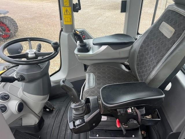 New Holland W190D ZB T4B - Wheel loader: gambar 4 New Holland W190D ZB T4B - Wheel loader: gambar 4