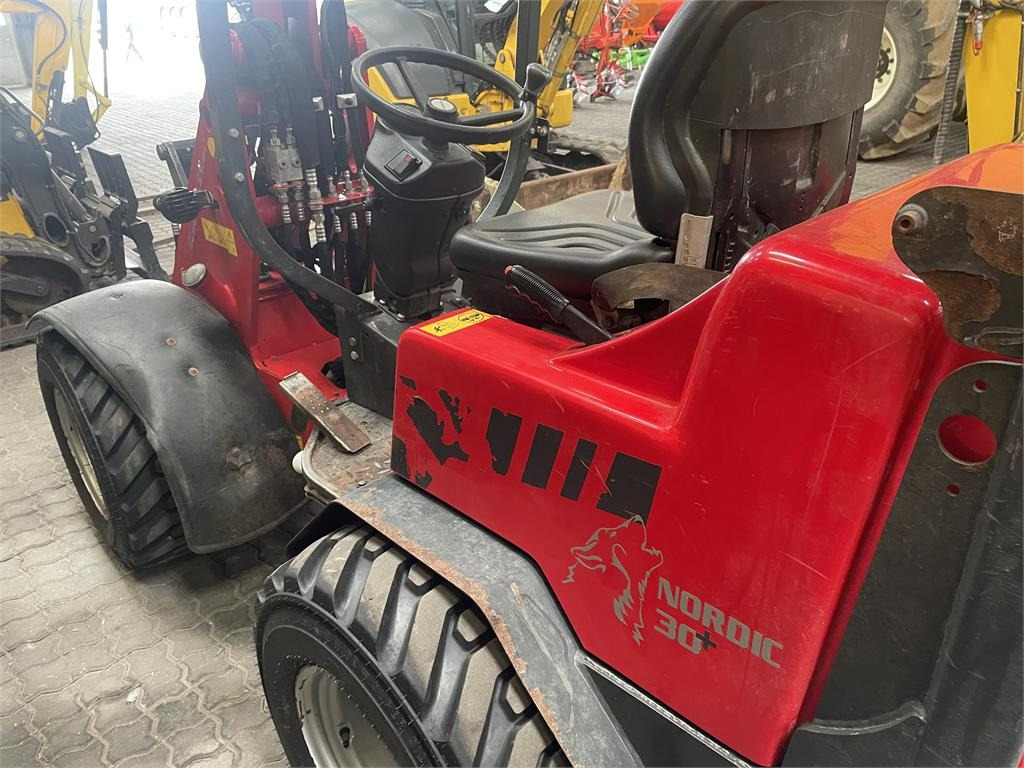 Schäffer NORDIC 30  - Pemuat ringkas: gambar 3 Schäffer NORDIC 30  - Pemuat ringkas: gambar 3