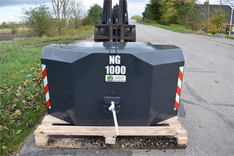 - - - 1000 kilo J-Maskiner - Counterweight untuk Peralatan pertanian: gambar 1 - - - 1000 kilo J-Maskiner - Counterweight untuk Peralatan pertanian: gambar 1