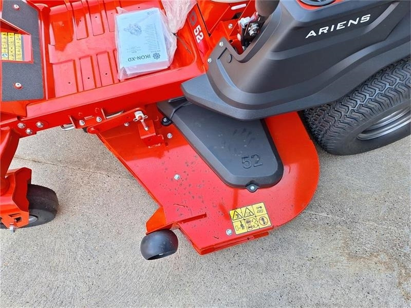 Ariens IKON XD 52" (132 Cm. Klippe bredde) - Traktor kota: gambar 5 Ariens IKON XD 52" (132 Cm. Klippe bredde) - Traktor kota: gambar 5