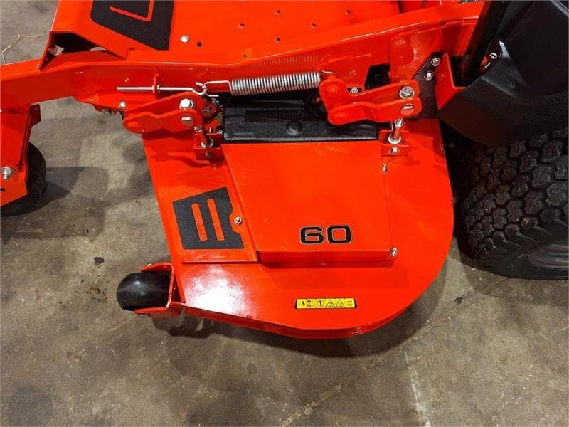 Ariens Zenith 60" SD - Traktor kota: gambar 5 Ariens Zenith 60" SD - Traktor kota: gambar 5