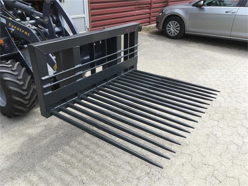 - - - Belægningsgreb 1.30 m. - Ember untuk Peralatan konstruksi: gambar 2 - - - Belægningsgreb 1.30 m. - Ember untuk Peralatan konstruksi: gambar 2