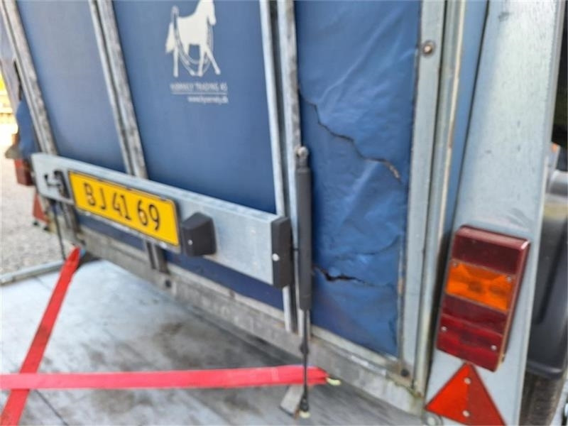 Brenderup 33 K HESTETRAILER - Trailer pengangkut kuda: gambar 3 Brenderup 33 K HESTETRAILER - Trailer pengangkut kuda: gambar 3