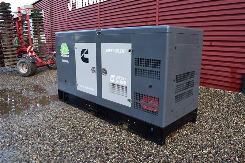 Cummins 200 KvA - Genset: gambar 1 Cummins 200 KvA - Genset: gambar 1