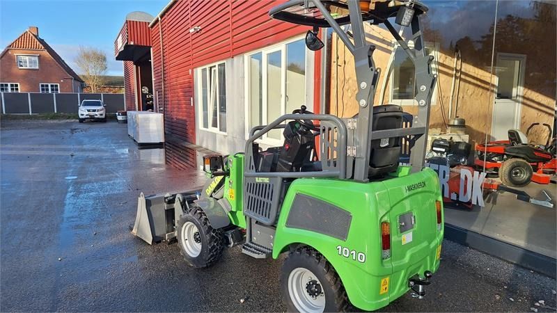 Danloader 1010E - Pemuat ringkas: gambar 3 Danloader 1010E - Pemuat ringkas: gambar 3