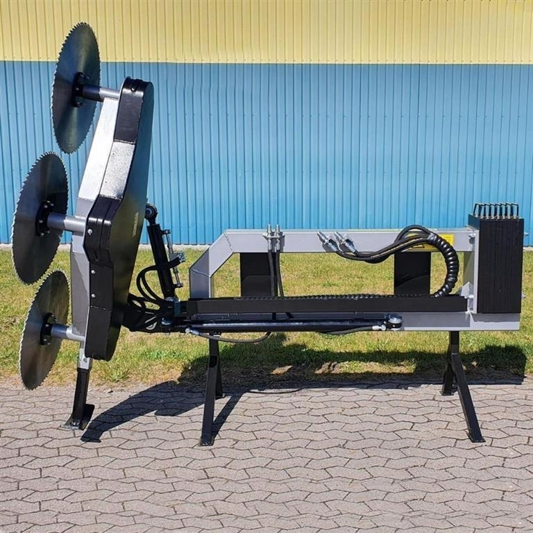 Dk-Tec - Mesin pemotong chopper/ Mulcher: gambar 1 Dk-Tec - Mesin pemotong chopper/ Mulcher: gambar 1