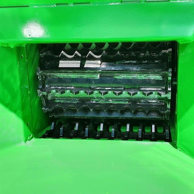 - - - FLISHUGGER TIL TRAKTOR KAPACITET OP TIL Ø250 - Pemotong kayu: gambar 5 - - - FLISHUGGER TIL TRAKTOR KAPACITET OP TIL Ø250 - Pemotong kayu: gambar 5