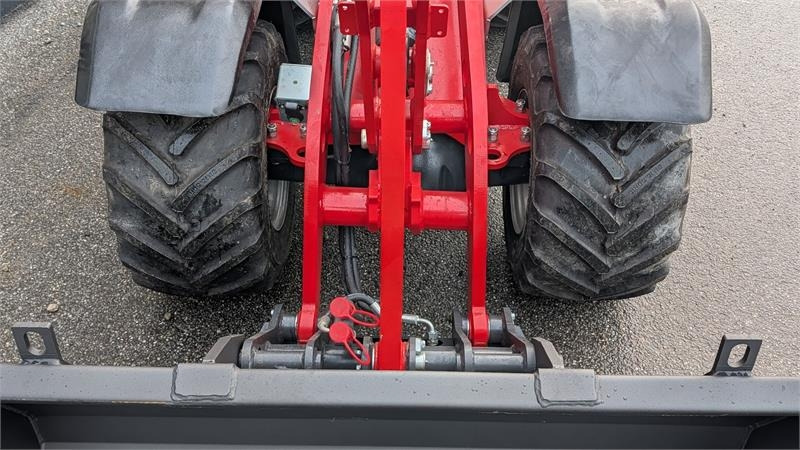 Pemuat ringkas Heracles H200: gambar 7