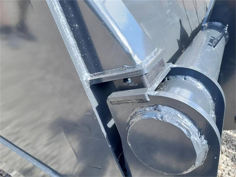 Inter-Tech 2,60m - Ember loader: gambar 3 Inter-Tech 2,60m - Ember loader: gambar 3