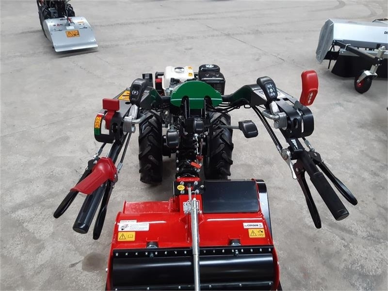 Muratori - Kendaraan Kota/ Khusus: gambar 4 Muratori - Kendaraan Kota/ Khusus: gambar 4