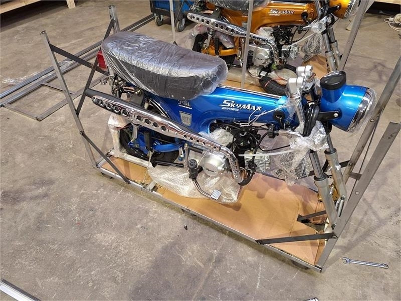 - - - SKYTEAM DAX - Sepeda motor: gambar 3 - - - SKYTEAM DAX - Sepeda motor: gambar 3