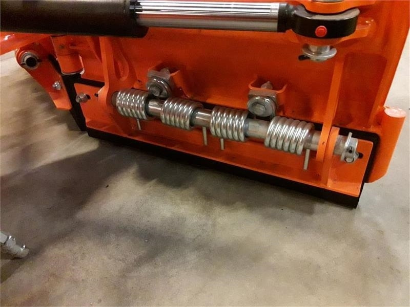 Sigma Pro G101 - Bajak salju untuk Peralatan pertanian: gambar 5 Sigma Pro G101 - Bajak salju untuk Peralatan pertanian: gambar 5