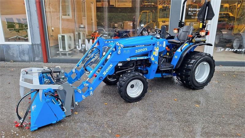 Solis 26 - Traktor kota: gambar 1 Solis 26 - Traktor kota: gambar 1