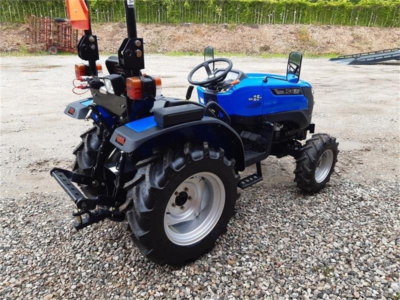 Solis 26 servostyring og brede traktor dæk  - Traktor kota: gambar 4 Solis 26 servostyring og brede traktor dæk  - Traktor kota: gambar 4