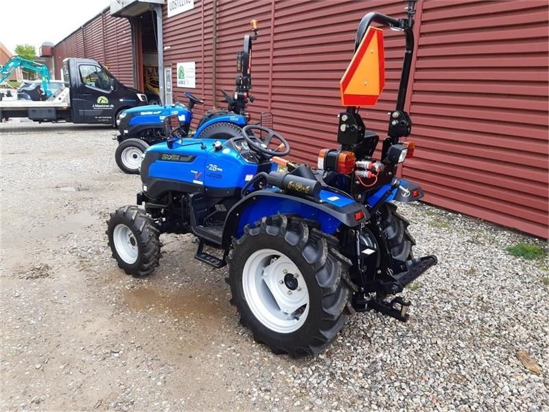 Solis 26 servostyring og brede traktor dæk - Traktor kota: gambar 2 Solis 26 servostyring og brede traktor dæk - Traktor kota: gambar 2