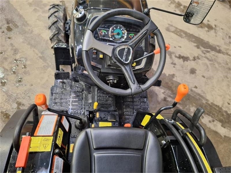 Solis S26 - Traktor kota: gambar 4 Solis S26 - Traktor kota: gambar 4
