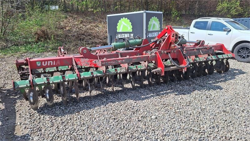 Unia Ares XL 600 - Garu cakram: gambar 1 Unia Ares XL 600 - Garu cakram: gambar 1