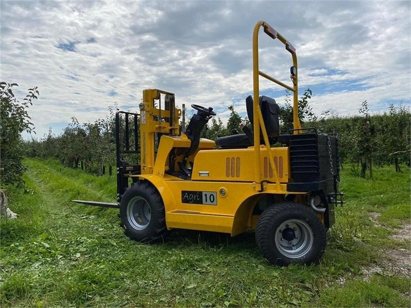 - - - eurotrac Agri 10  - Forklift diesel: gambar 4 - - - eurotrac Agri 10  - Forklift diesel: gambar 4