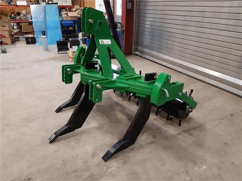 - - - grubber - Petani: gambar 4 - - - grubber - Petani: gambar 4