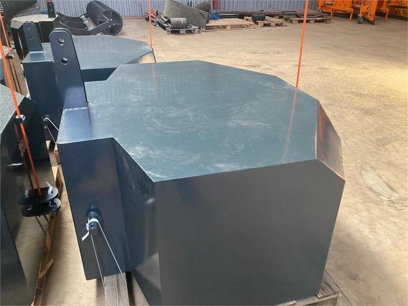 - - - j maskiner 2500KG - Counterweight: gambar 2 - - - j maskiner 2500KG - Counterweight: gambar 2