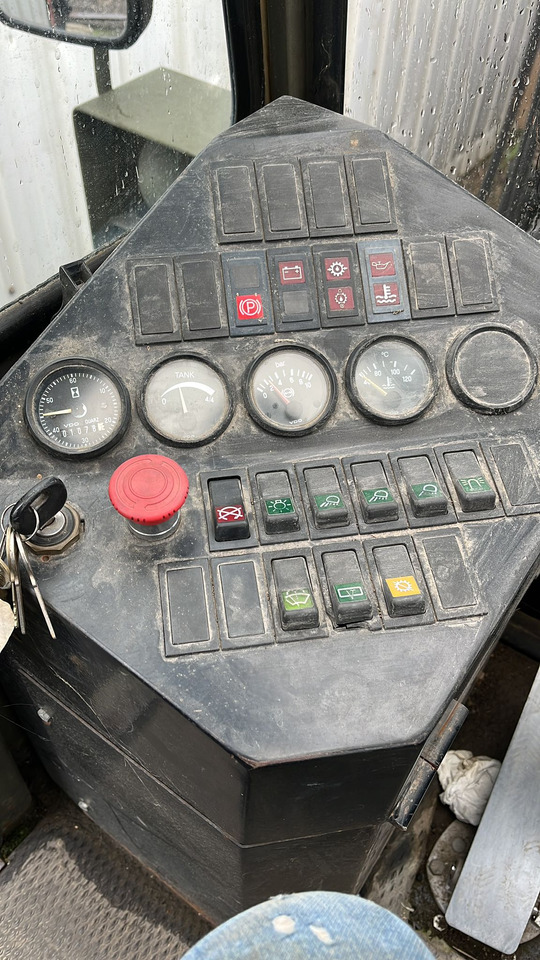 VALMET TD1612 SX 1620 - Forklift diesel: gambar 4 VALMET TD1612 SX 1620 - Forklift diesel: gambar 4